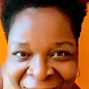 Meet your Posher, Joan